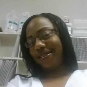 Meet your Posher, Andrea